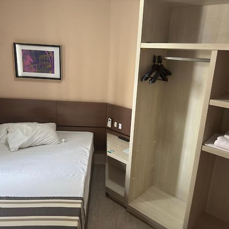 Hotel Sol By Mrhotelaria Curitiba Extérieur photo