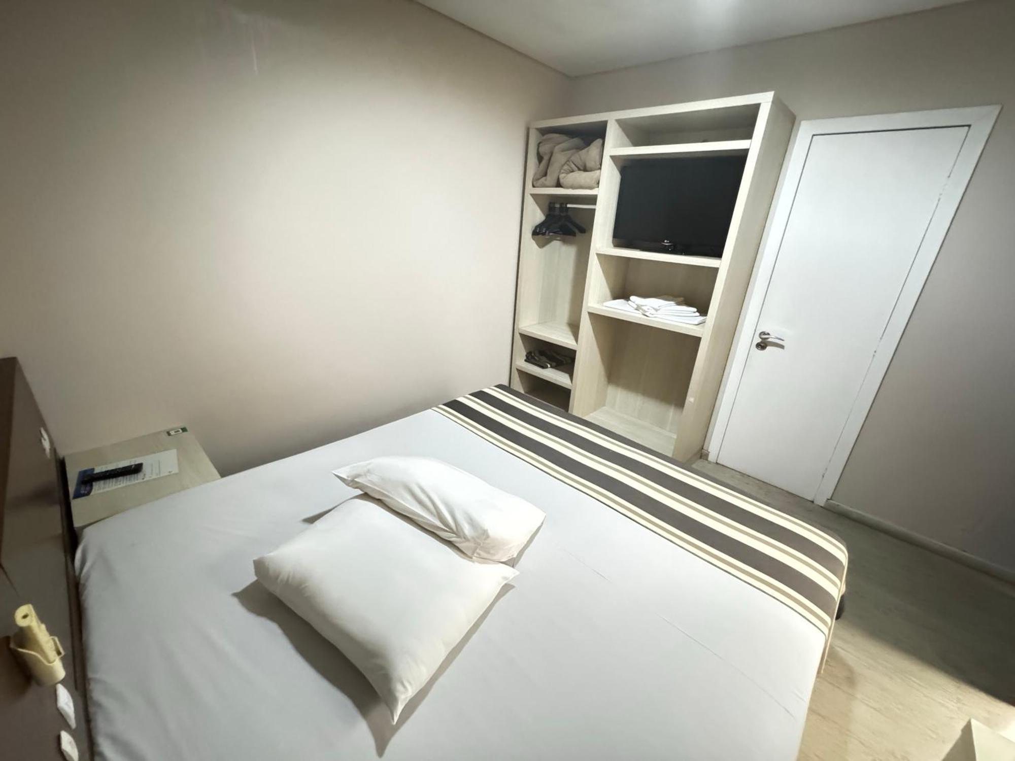 Hotel Sol By Mrhotelaria Curitiba Extérieur photo