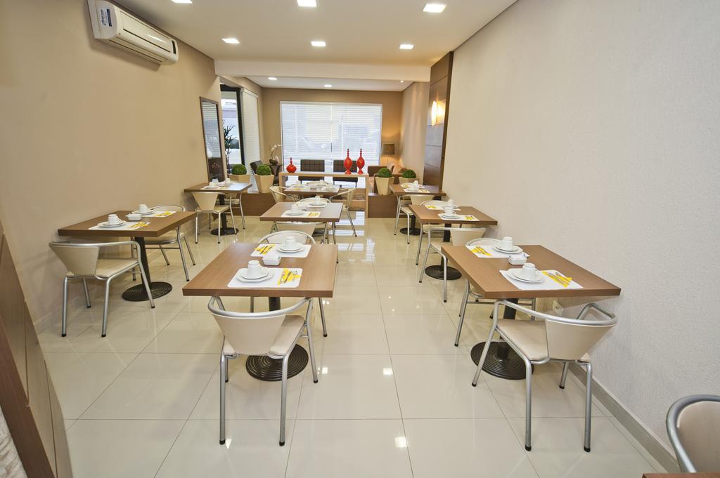 Hotel Sol By Mrhotelaria Curitiba Extérieur photo